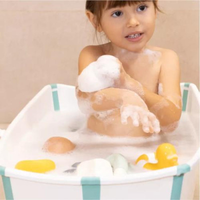 Freshly Kids Juicy Mango Shower Gel 400 ml piel sensible bebés